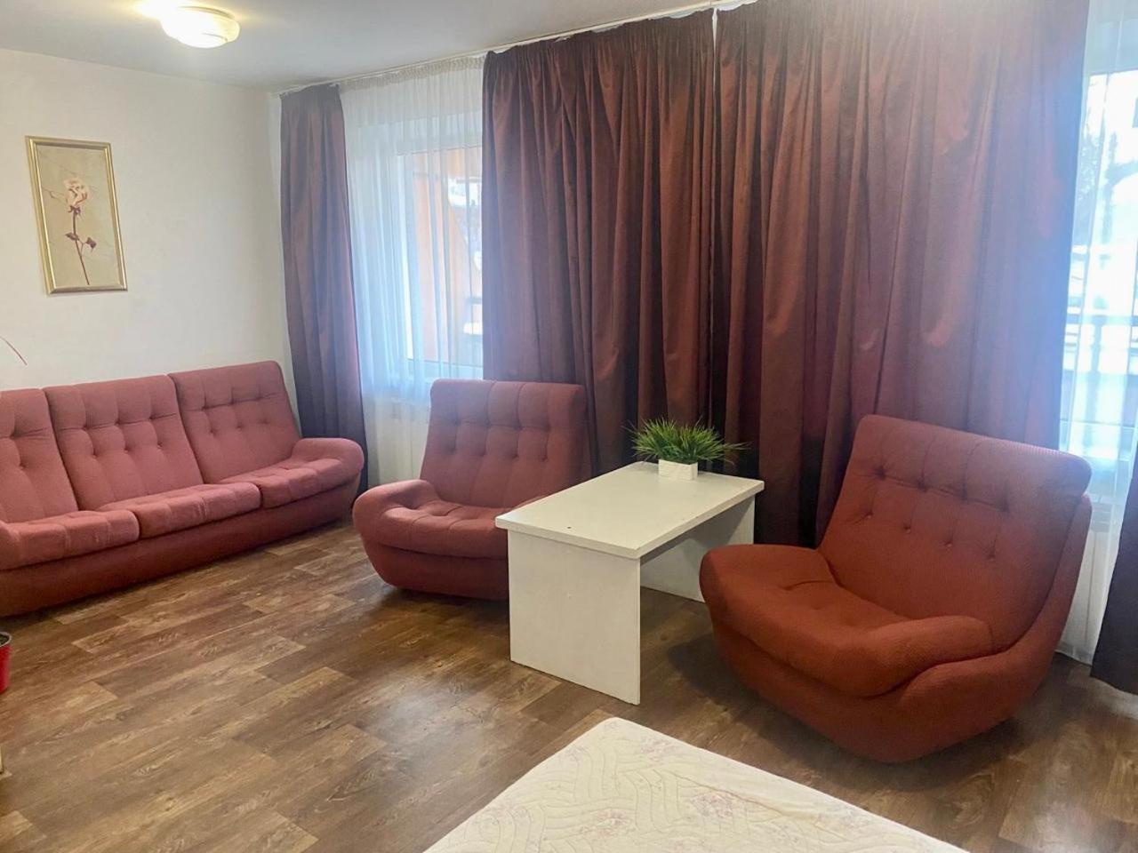 Mini Hotel Vesna Dnipro Exterior photo
