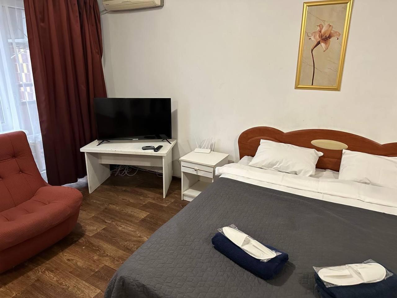 Mini Hotel Vesna Dnipro Exterior photo